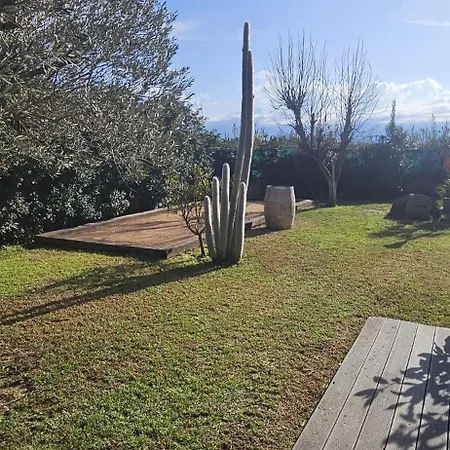 Magnifique Maison Piscine Et 5mins Des Plages Holiday home